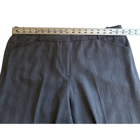 Worthington, Ladies Dressy Trouser Bermuda Shorts, Size 16P - Picture 5 of 7